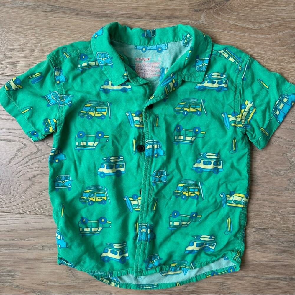 Cat and Jack Short Sleeve Shirt Green with Yellow Bus 4T